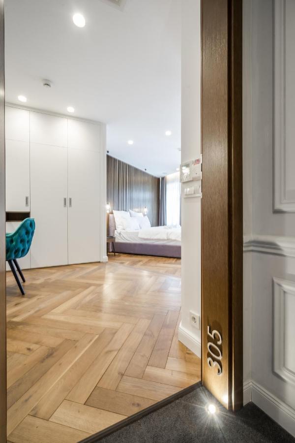 Hotel Eye- Boutique Suites, By Bqa