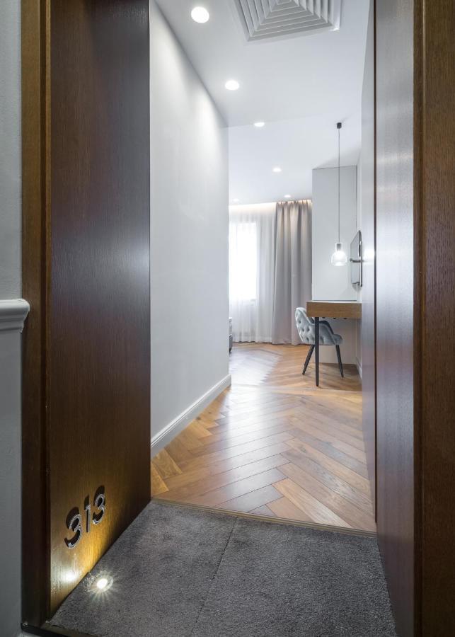 Eye- Boutique Suites, By Bqa 3*