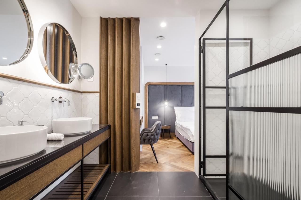 Eye- Boutique Suites, By Bqa 3*