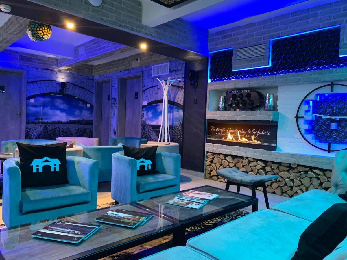 Smart Hotel 4*