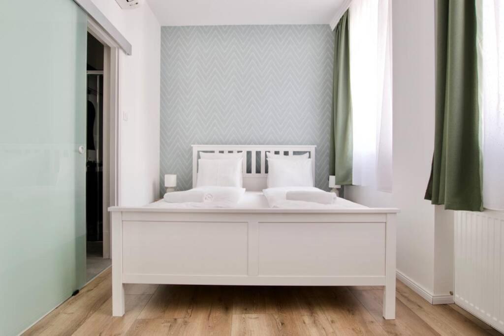 Apartamento Premium By Hi5-vaci Str. 3 Bedroom Budapest