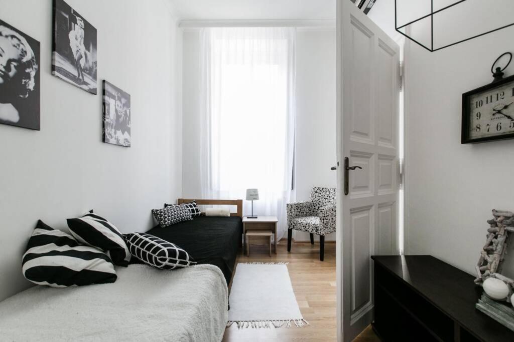 Your Gorgeous And Spacious Dream Free Parking Apartment Budapest
