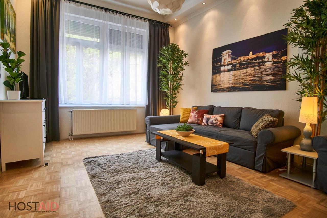 Apartament M52 - Hostaid *