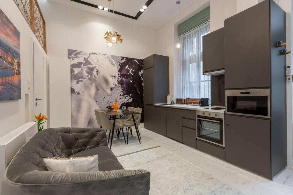 Premium By Hi5-king Street's Luxury Apartamento
