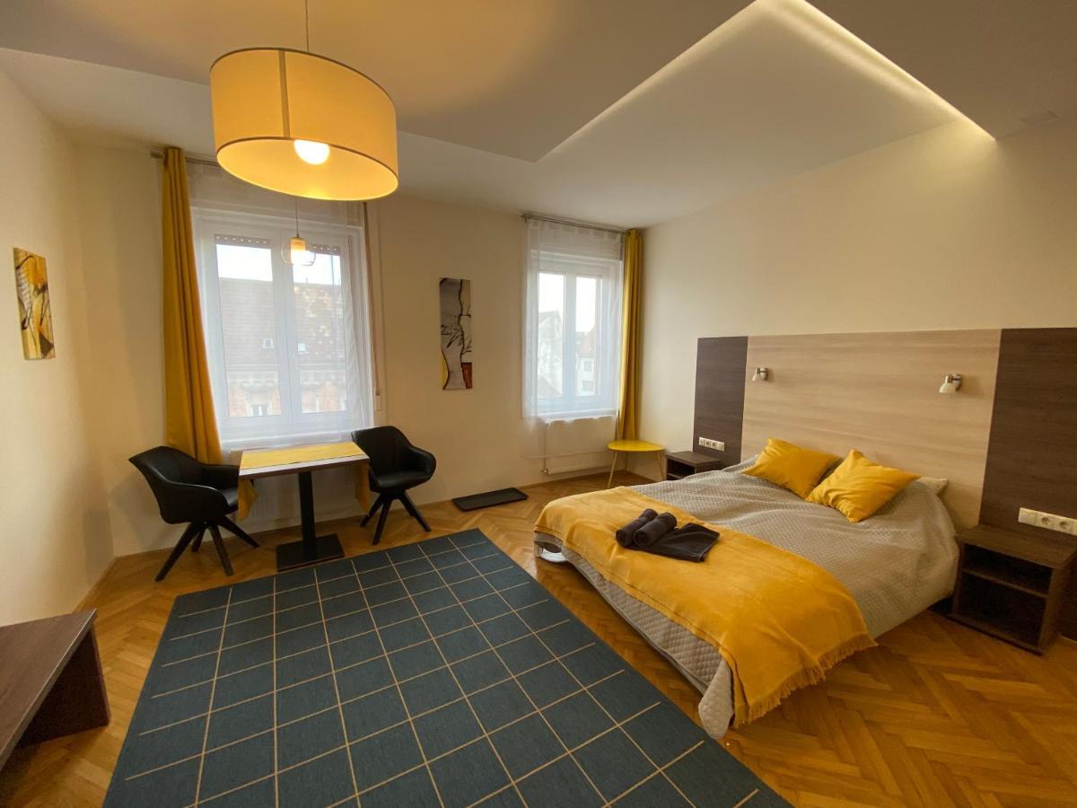 Accommodatie bij particulieren Frank&fang Mk1 *