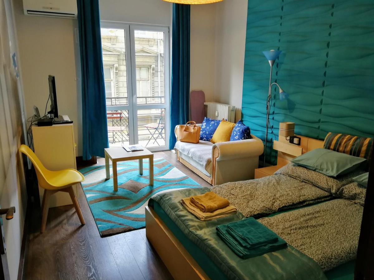 Vilmos-lak * Budapest