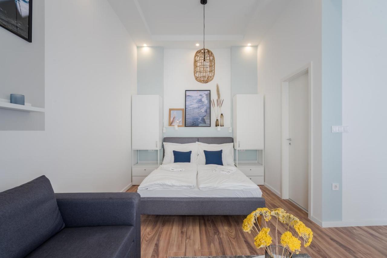 A13- Boutique Apartments, Location, By Bqa Lägenhet Budapest