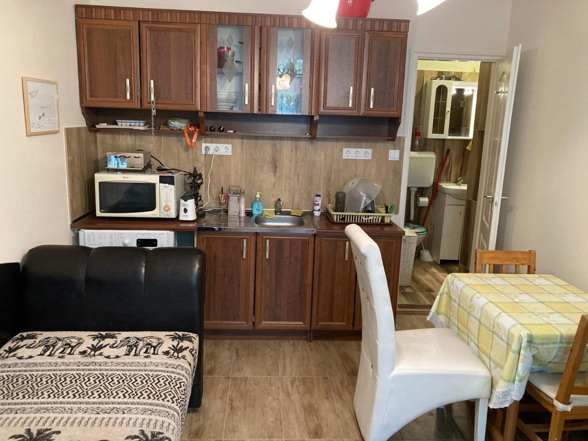Roland Apartmant Zuglo Lejlighed Budapest