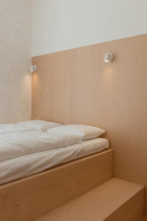 Flow Spaces * Budapest