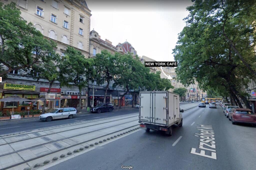 Contemporary Hidden Gem Art-deco * Budapest