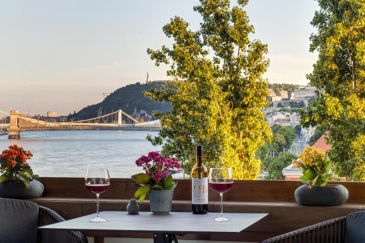Danube Pearl Boutique *