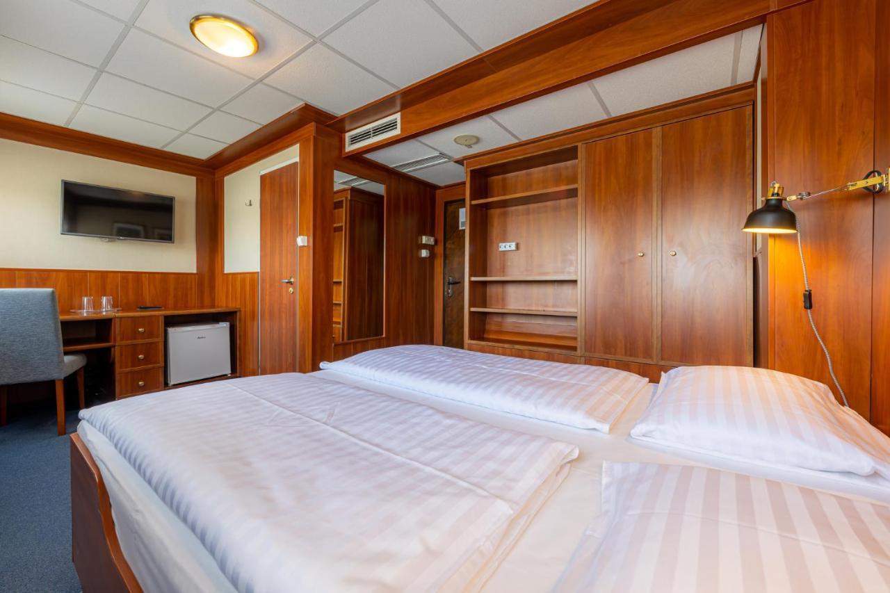 Grand Jules - Boat Budapest