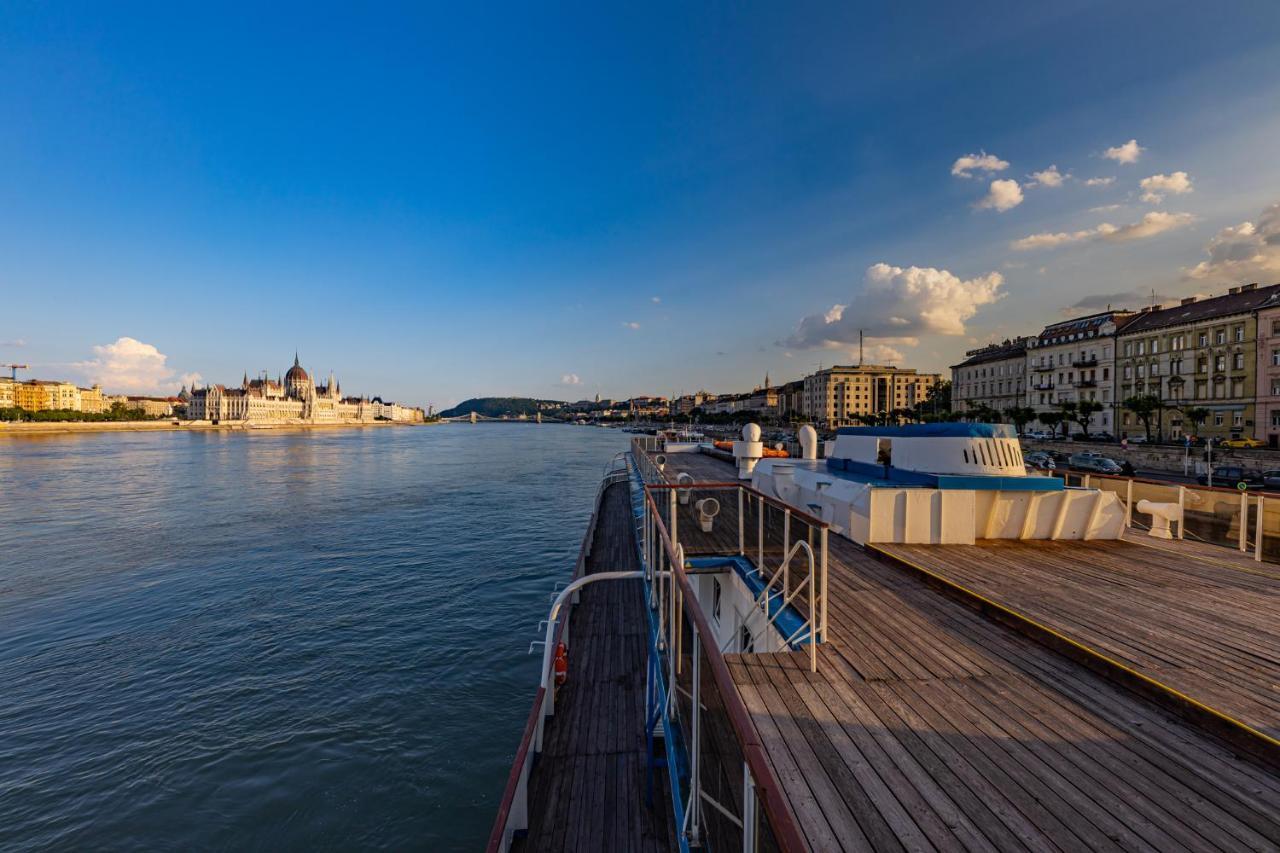 Grand Jules - Boat 3*