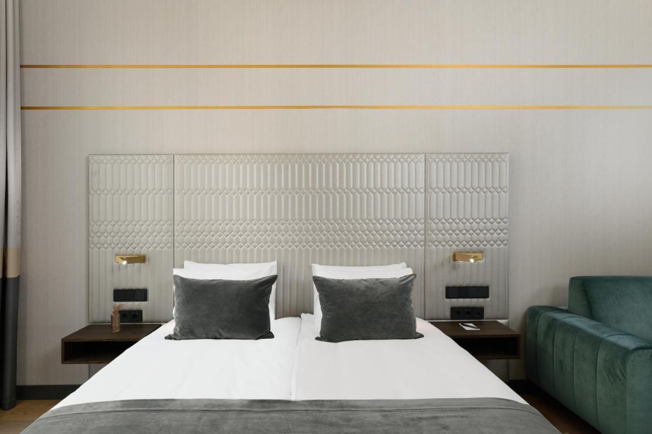 Apartahotel Emerald Downtown Luxury By Continental Group