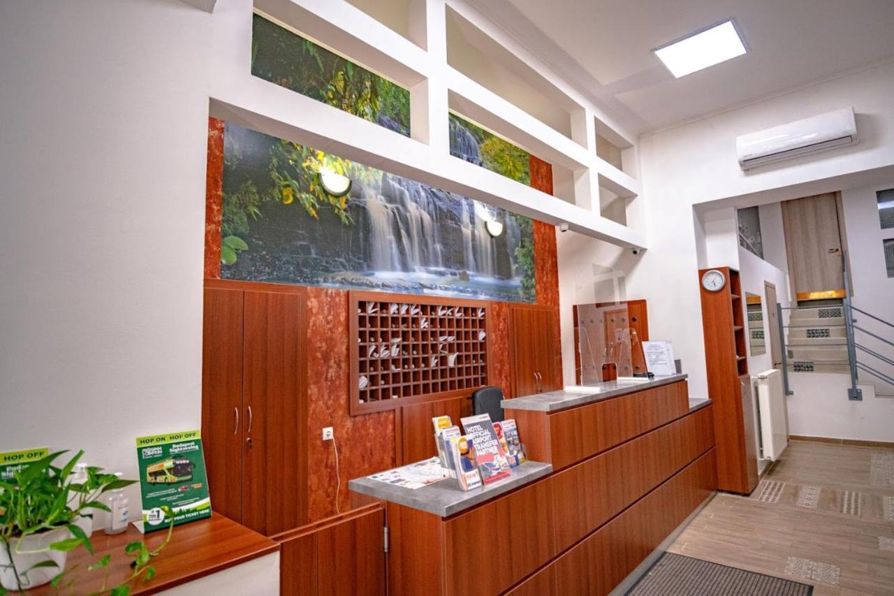 Hotel Silver Center 3*