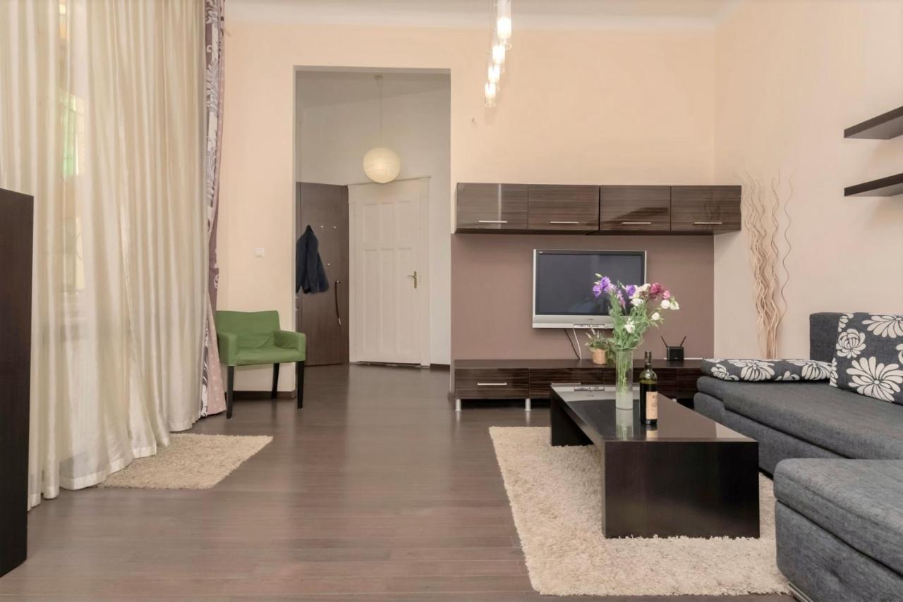 Apartment Corvina With Free Private Parking *