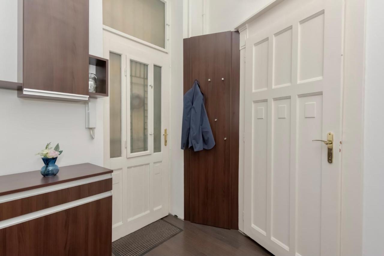 Apartment Corvina With Free Private Parking *