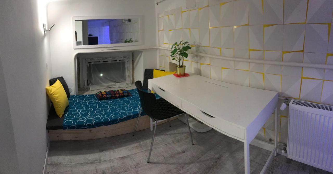 Apartment Corvin Ruinpub Designed *