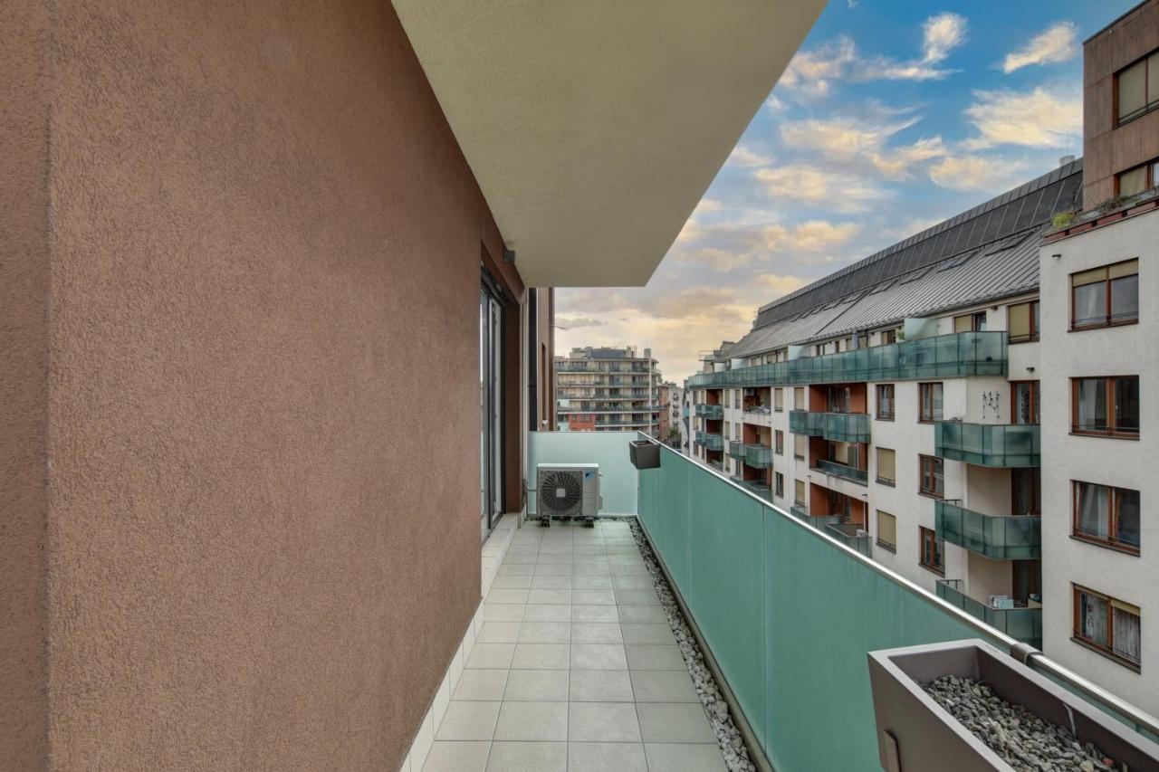 Vision Aparthotel