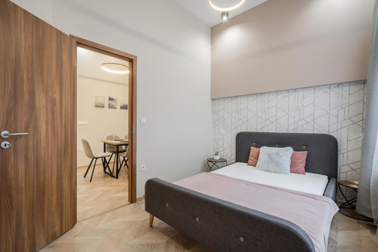 Apartamento 3 Bedrooms Bright Flat In The Heart Of The -free Parking Need Reservation *