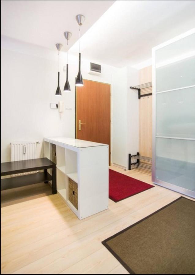 Orangehomes One Bedroom Modern In The Center *