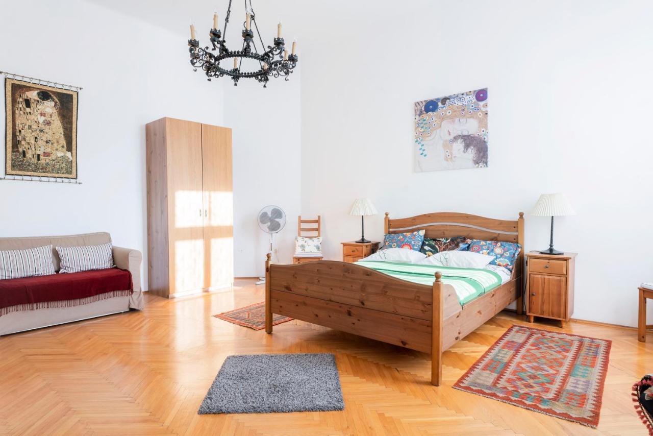 Váci Utca Apartamento *