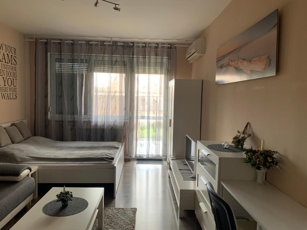 Appartement Liget Apartment, Terrace, Free Parking, Ac