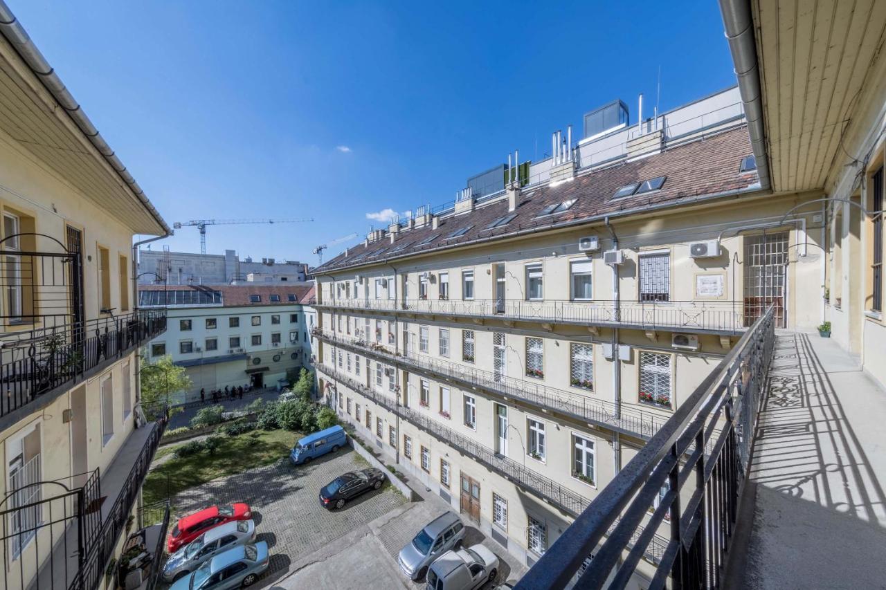 Souper Downtown-kiraly Street Apartment Budapest