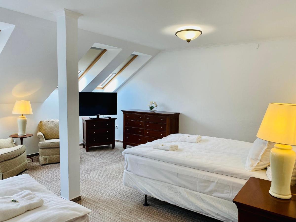 Opera16 Guestrooms Maison d'hôtes *