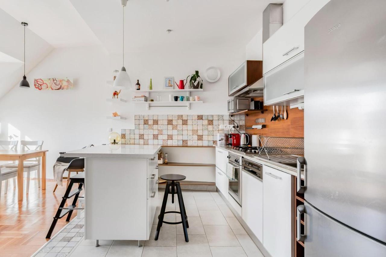Relax Into Loft Living At A Light-filled Escape * Budapest