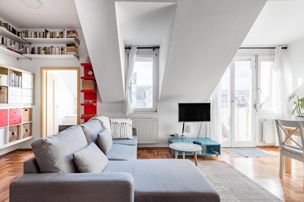 Apartment Relax Into Loft Living At A Light-filled Escape Budapest