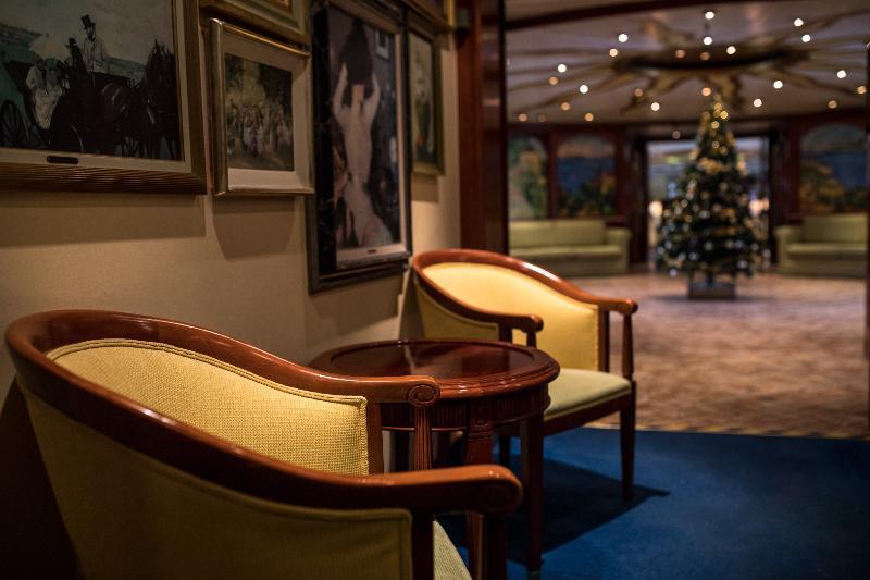 Onriver Hotels - Ms Cezanne 4*