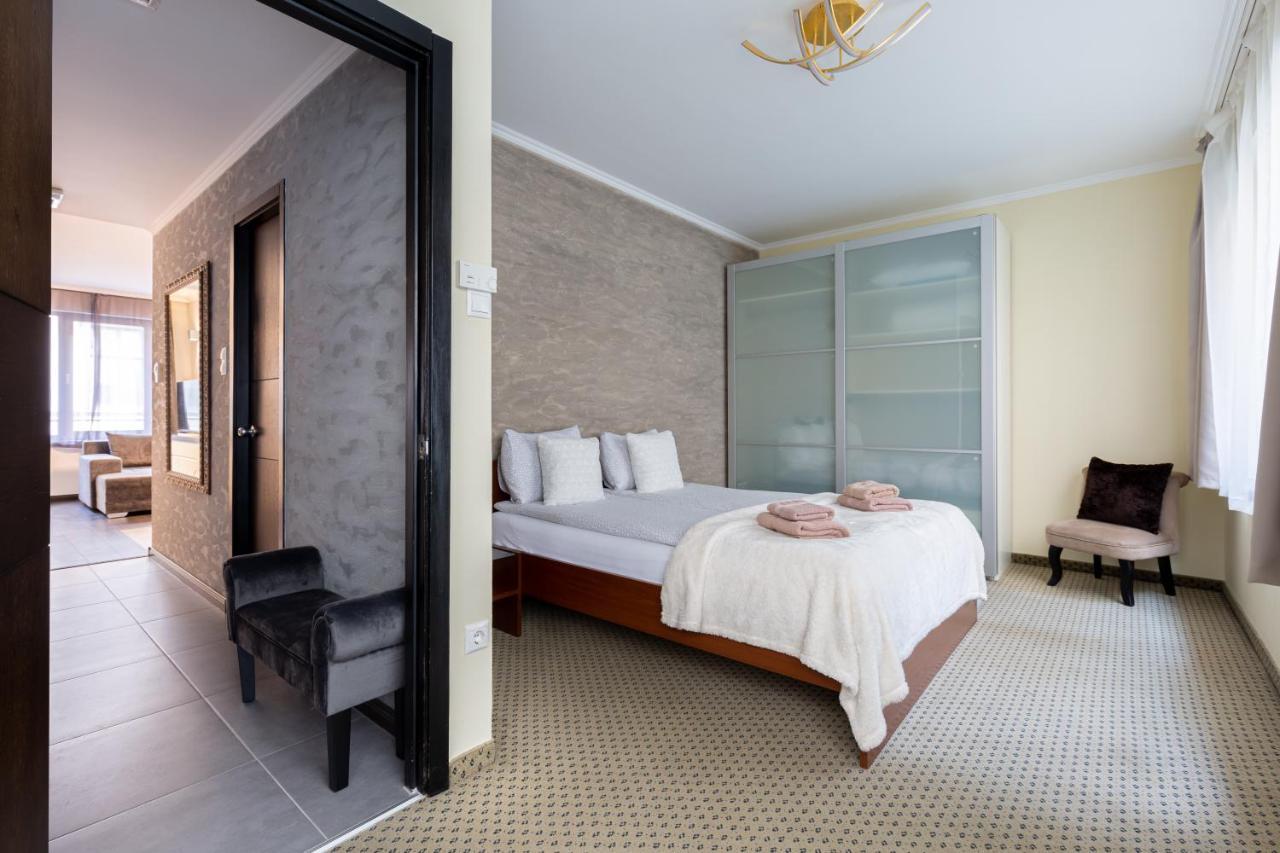 Holidays & Appartement