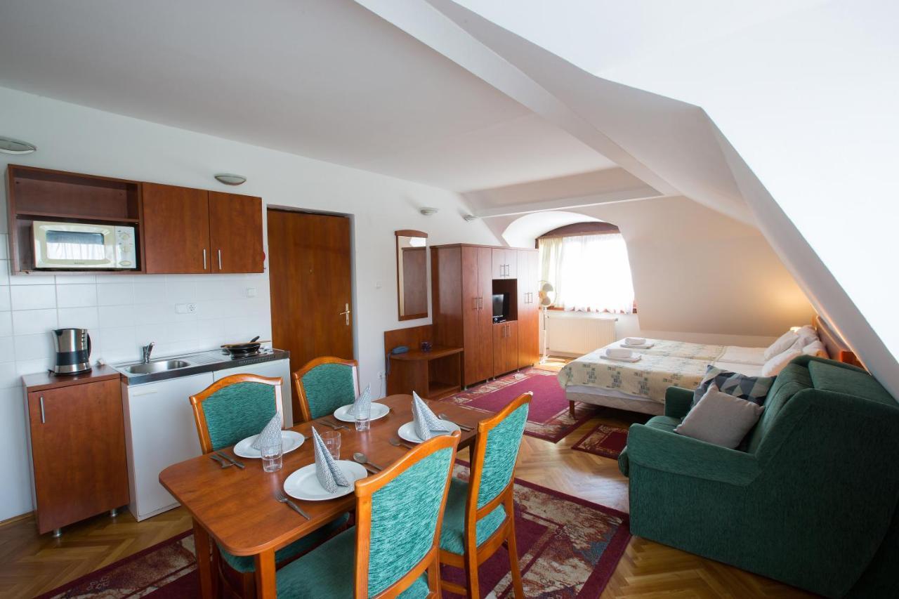 Helios Hotel 3*