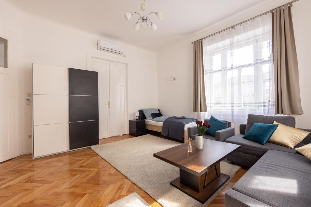 Corvin Apartamento