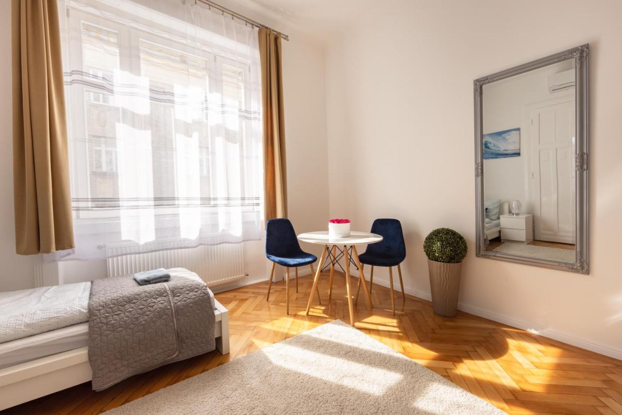 Corvin Apartamento *