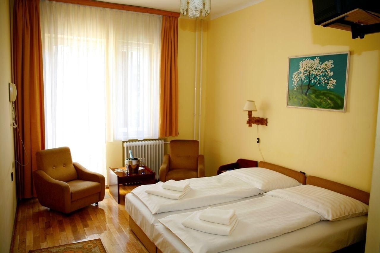 Bara Junior 2* Budapest