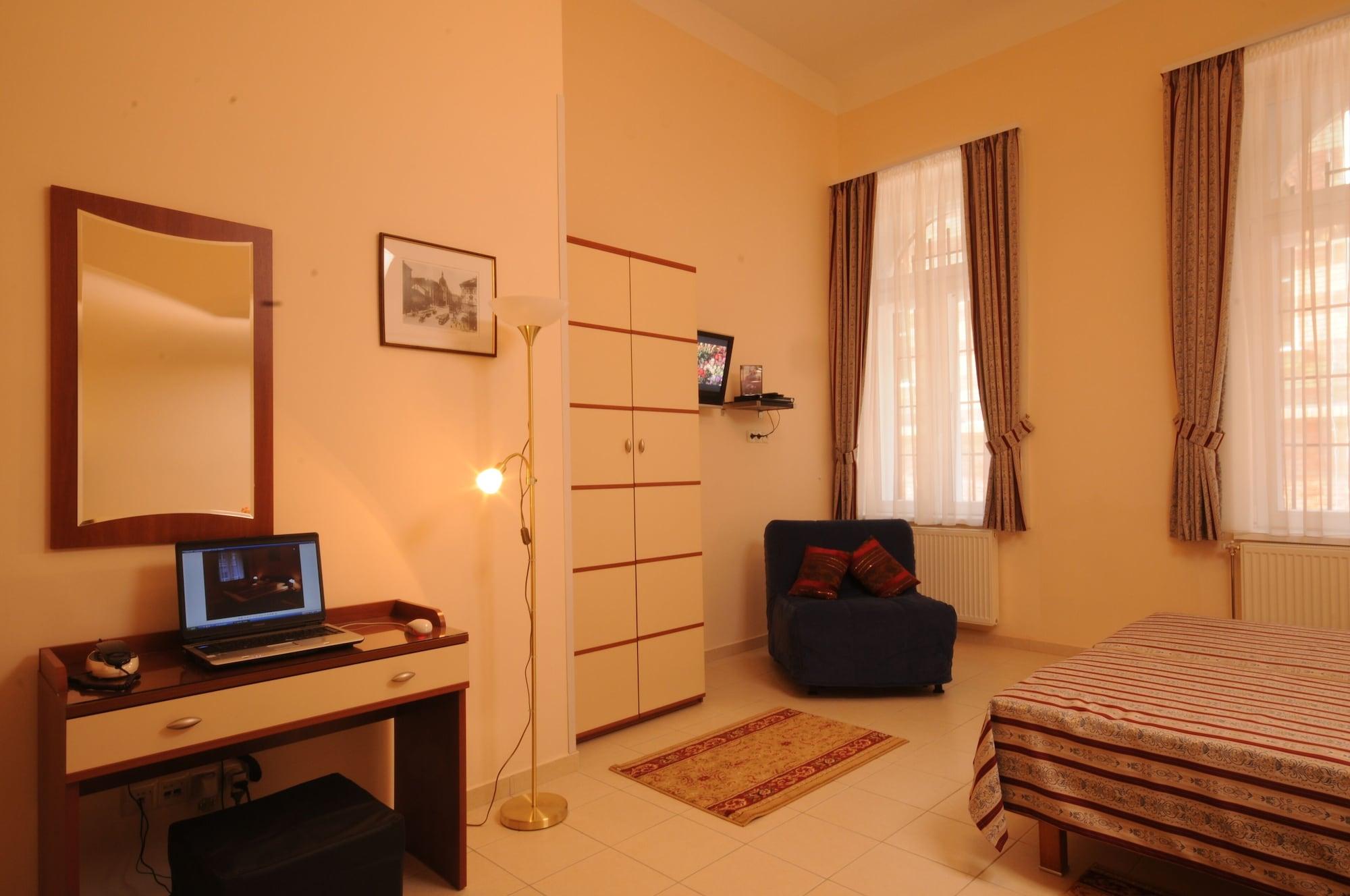 Museum Hotel 3*