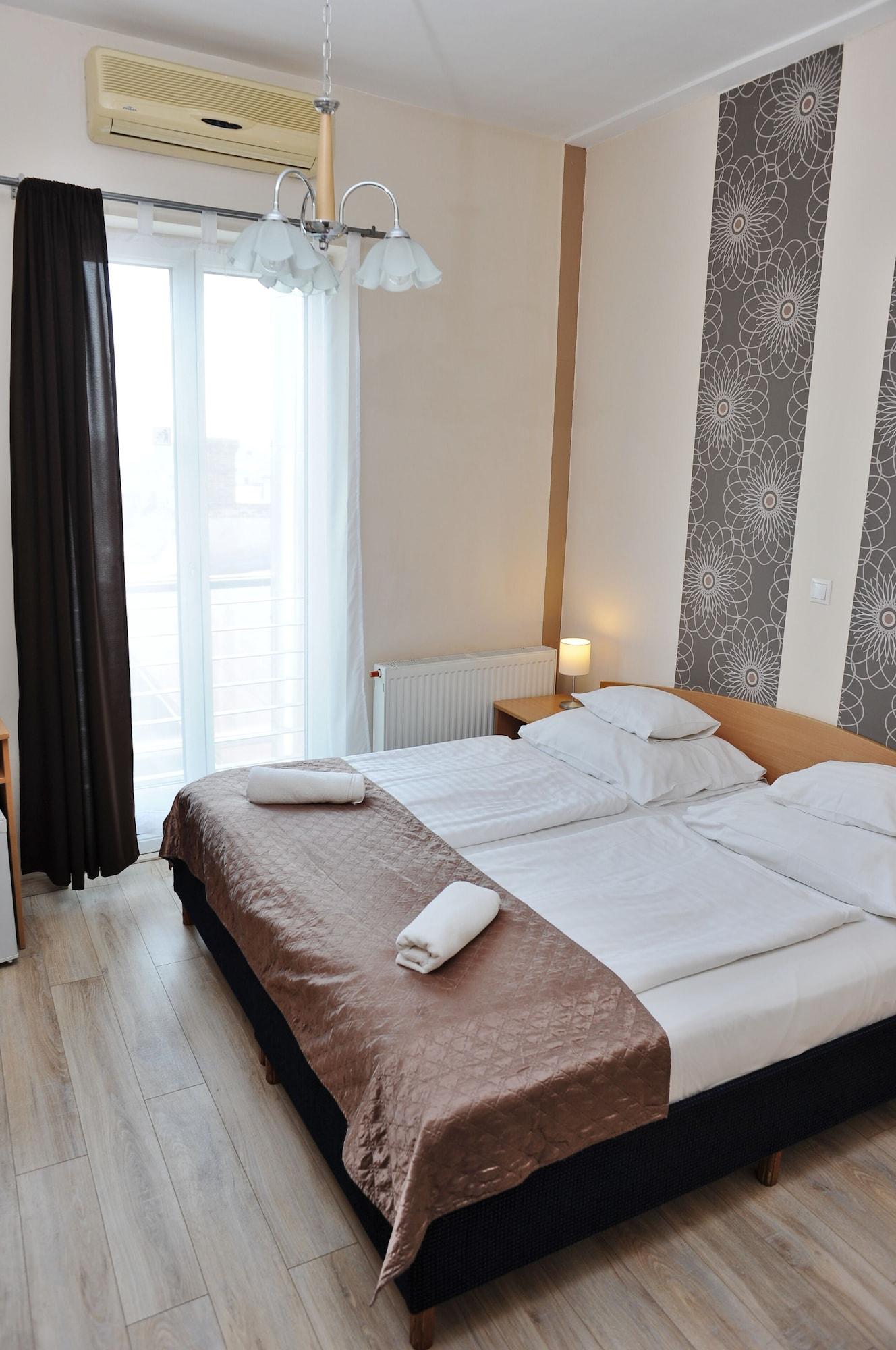 Hotel Papillon 3*
