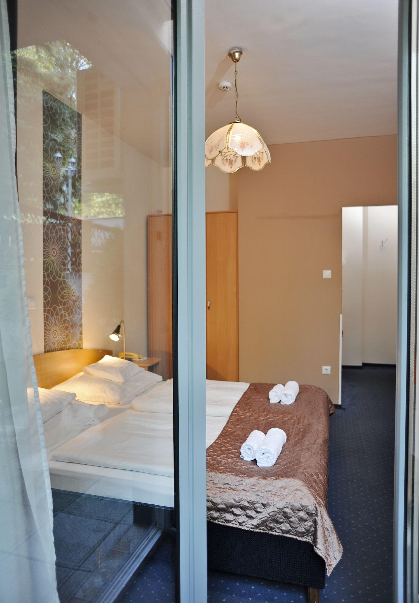 Hotel Papillon 3*