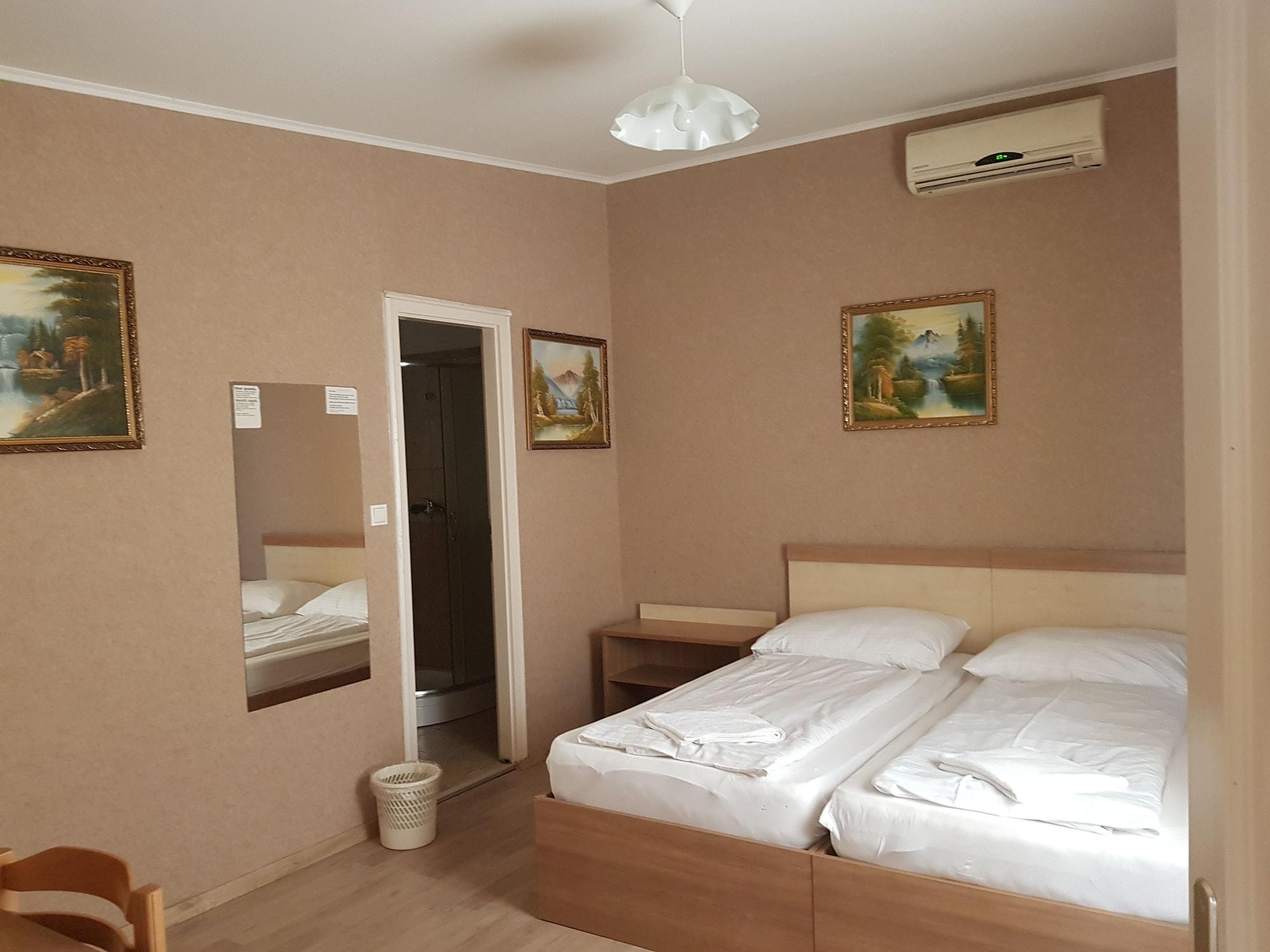 Silver Center Hotel 3*