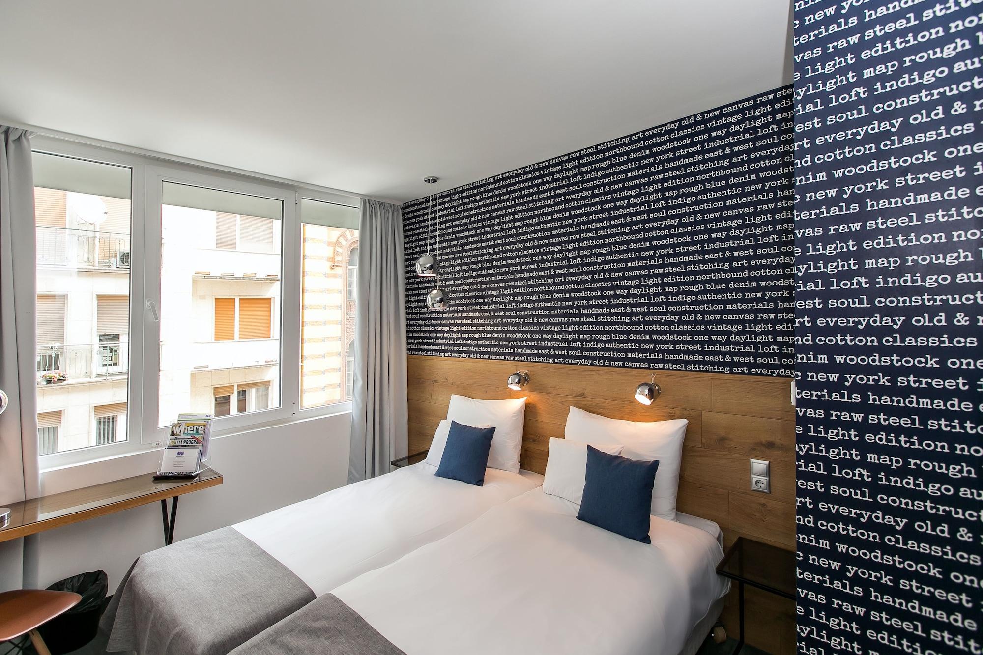 Roombach Center Hotel 3*