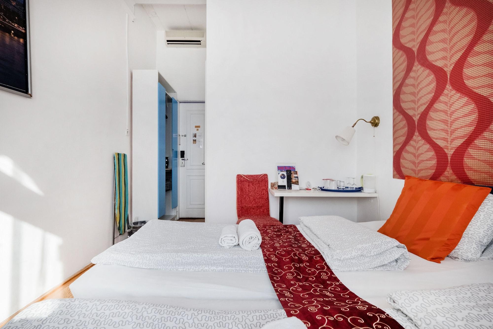 Europa Centerpoint Apartment *