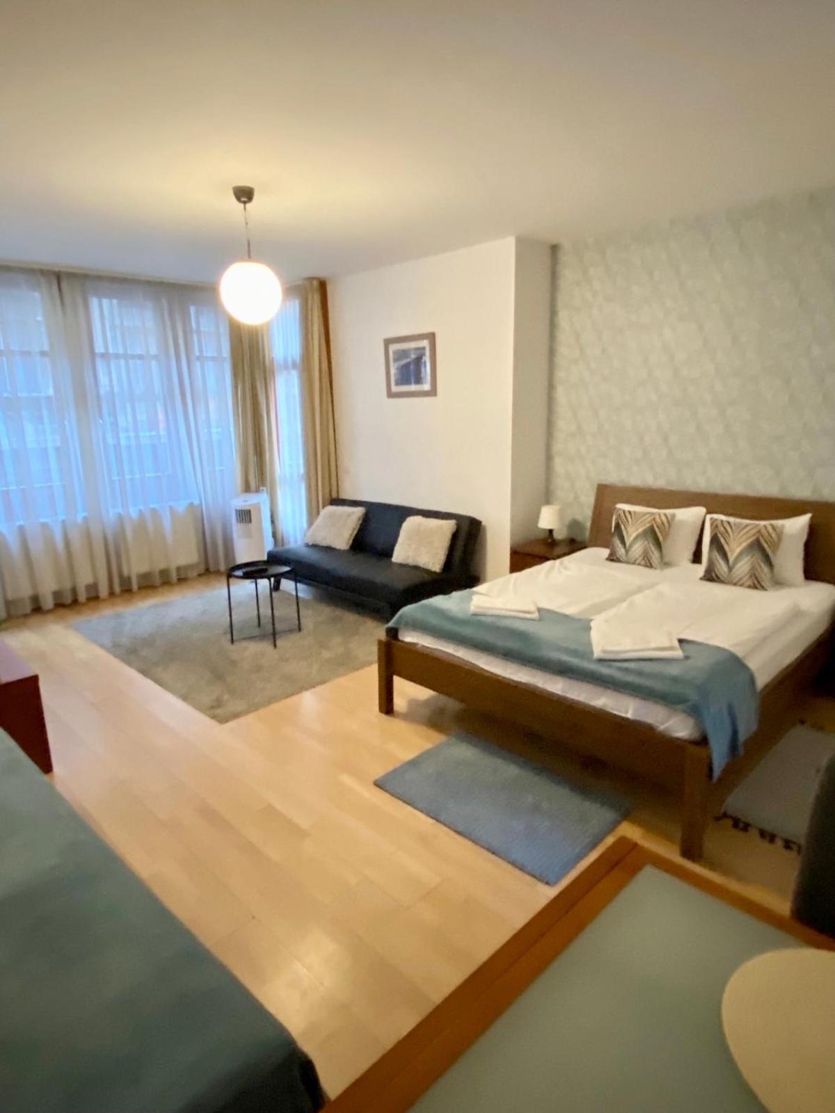 Aparthotel Lord 3*