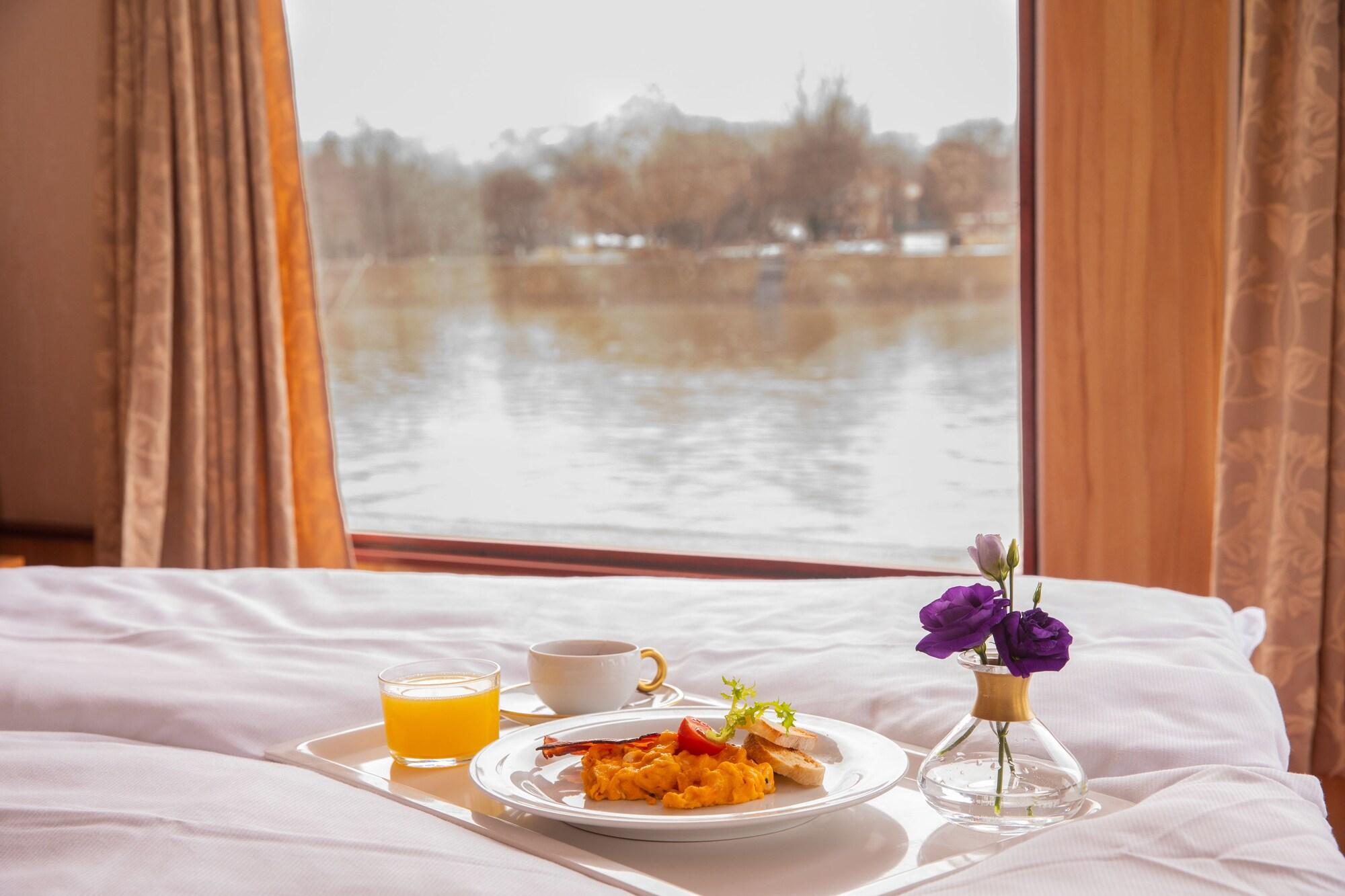Fortuna Boat Botel