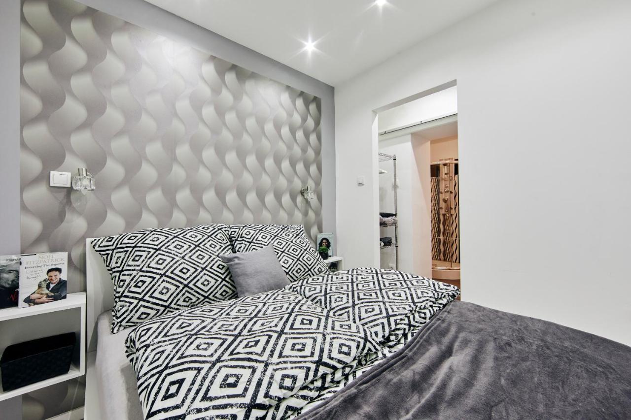 Garibaldi Apartment *