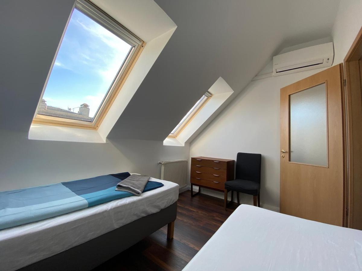 2 Bedroom 107 M2 Loft With Balcony Apartamento