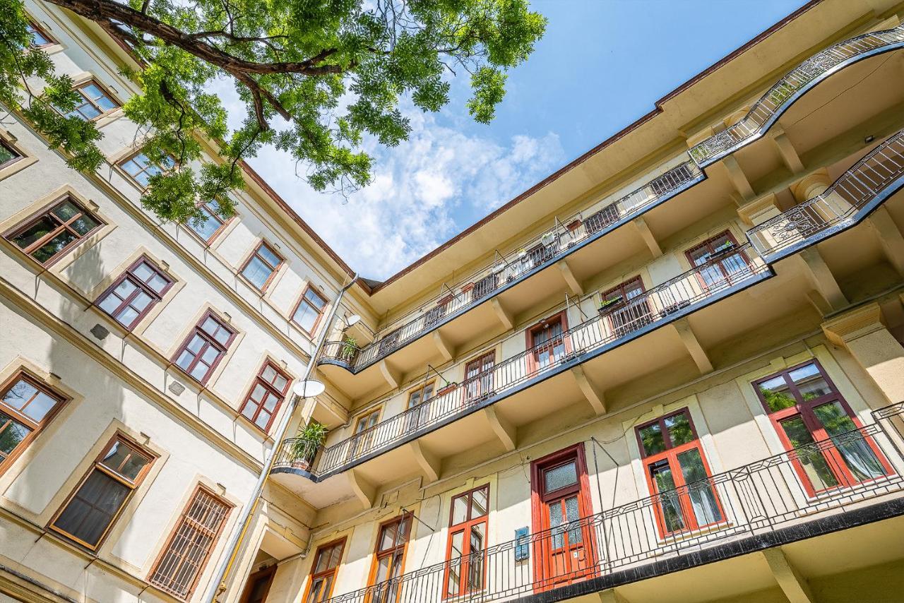 Apartment Liszt Designer 2bedroom Center
