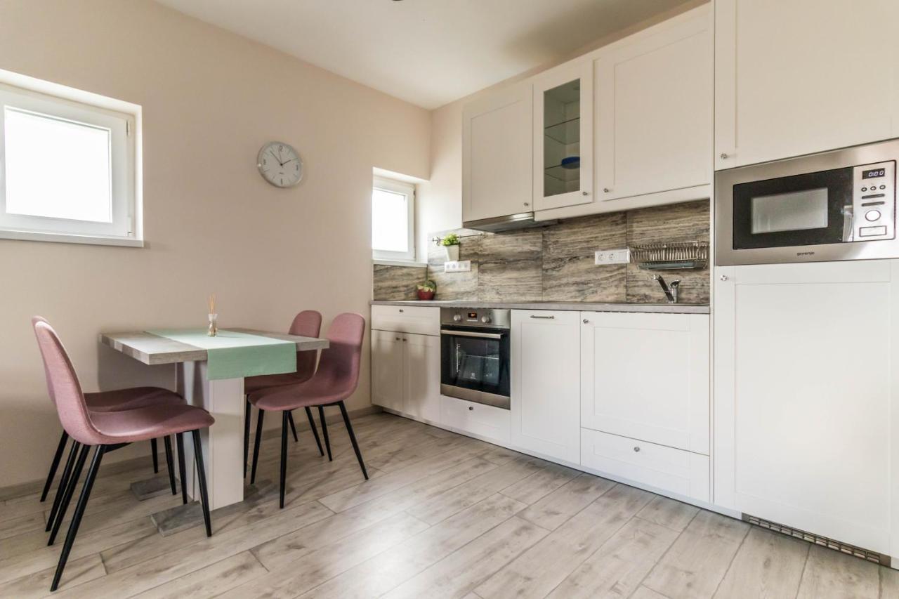 Apartment Panorama *