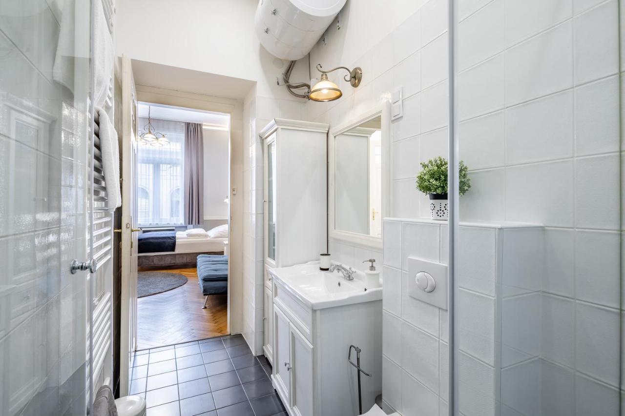 Luxurious At Center Appartement